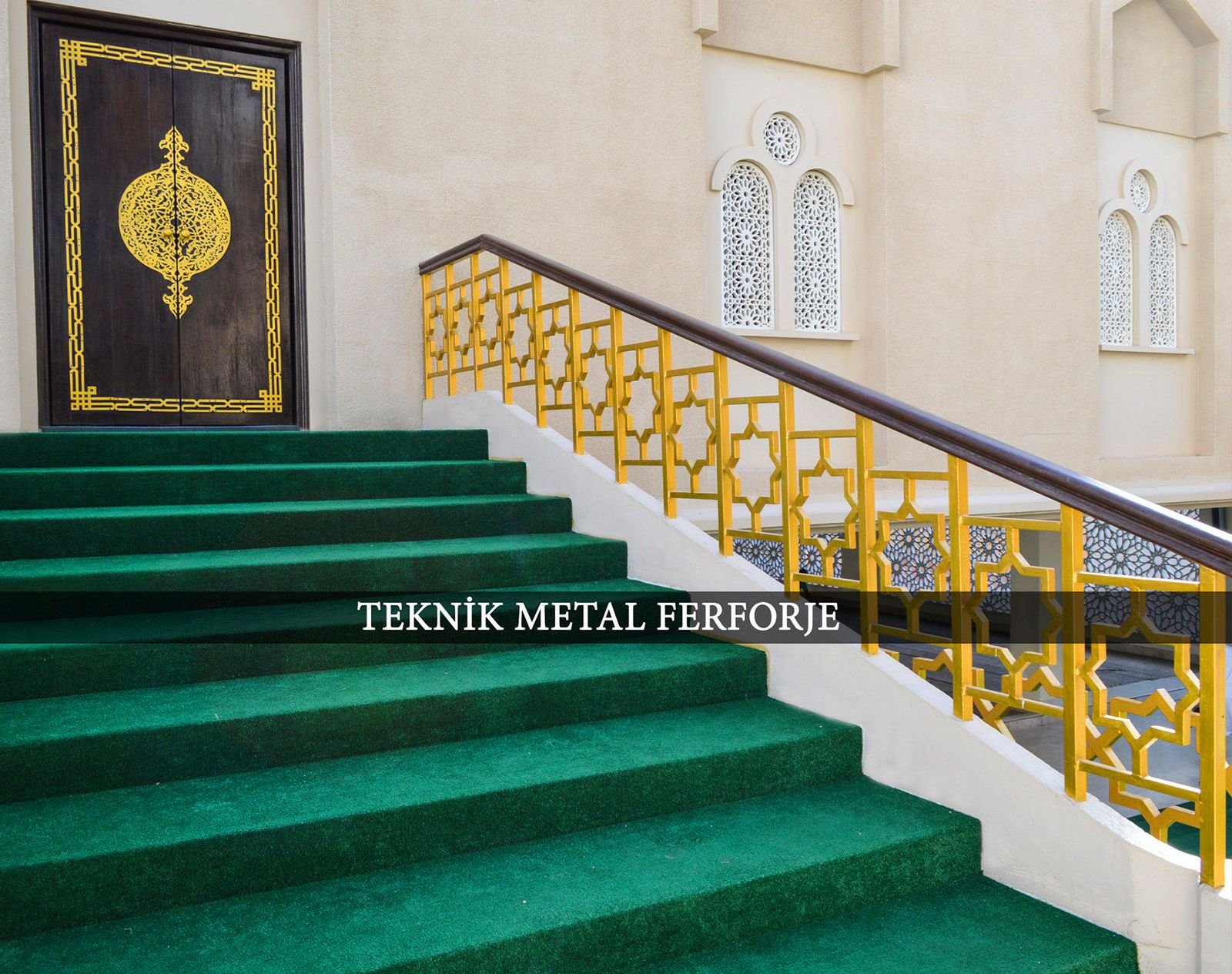 Altın Kaplamalı Cami Merdiven Korkuluğu